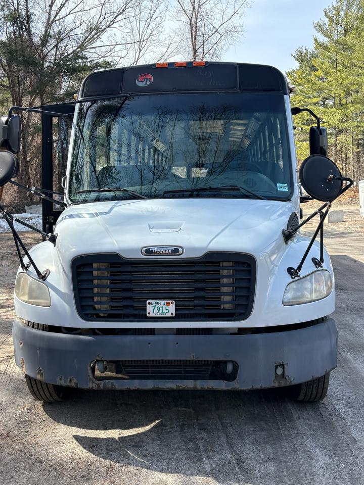 Freightliner B2 Bus Chassis  2009