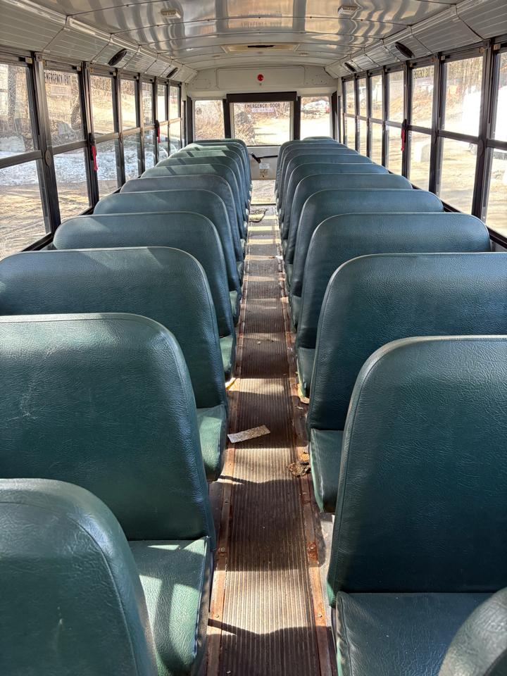 Freightliner B2 Bus Chassis  2009