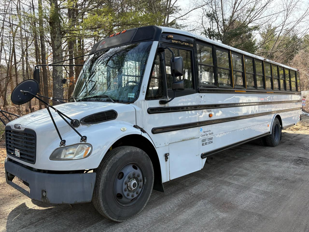 2009 Freightliner B2 Bus Chassis 47 PASSENGER BUS