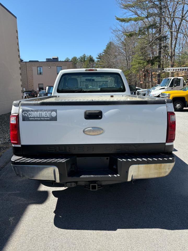 Ford Super Duty F-250 SRW 4WD Reg Cab 137" XLT 2011