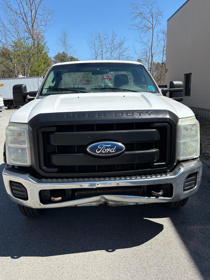 Ford Super Duty F-250 SRW 4WD Reg Cab 137" XLT 2011