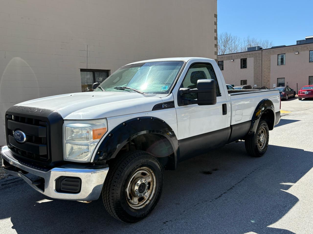 2011 Ford Super Duty F-250 SRW 4WD Reg Cab 137" XLT
