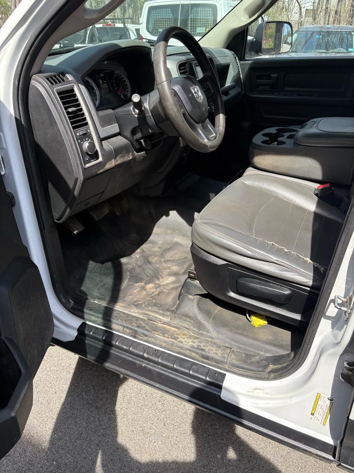 RAM 1500 4WD Crew Cab 140.5" Tradesman 2014