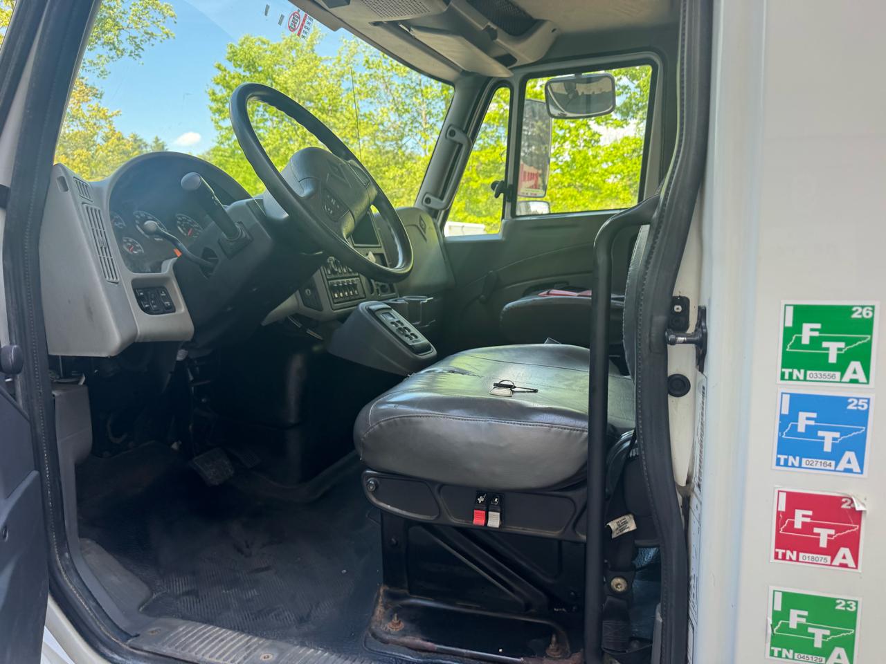 International 4300  2011