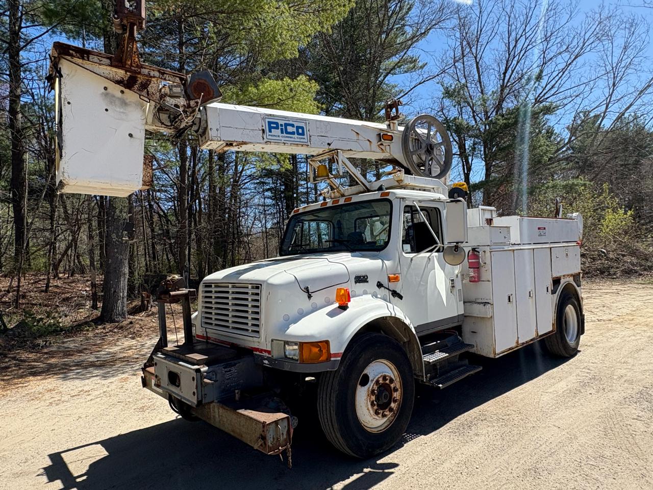 International 4900  2001