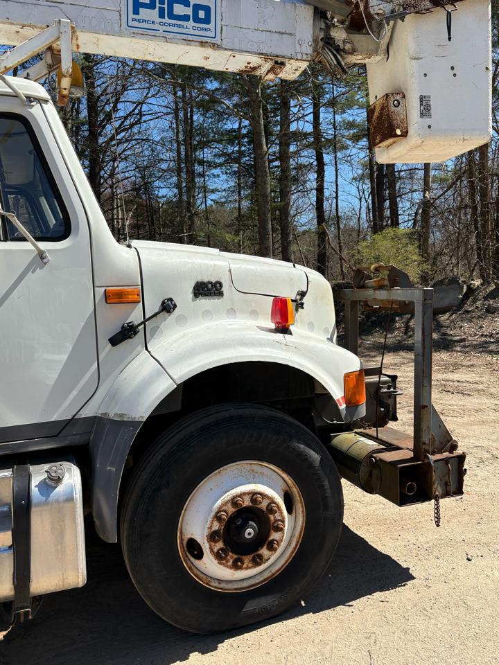 International 4900  2001