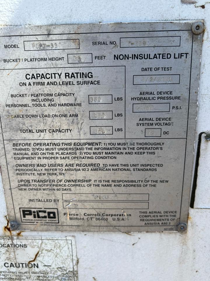 International 4900  2001