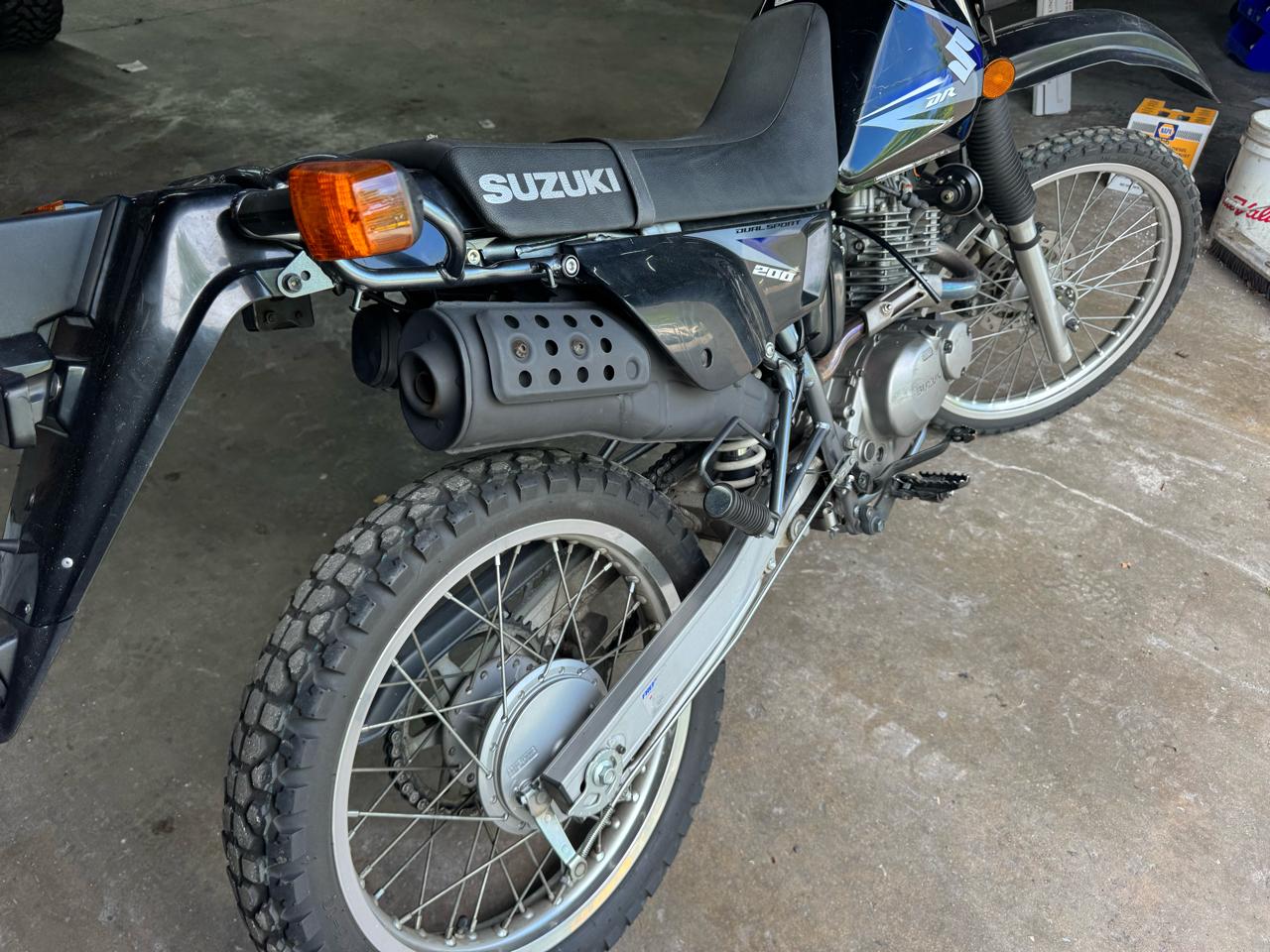 Suzuki DR200SE  2009