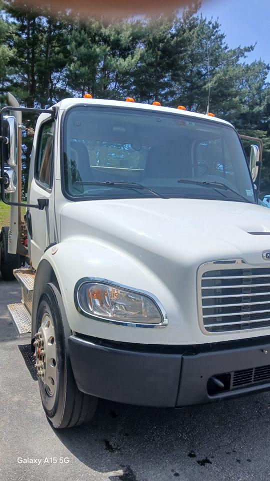 Freightliner M2  2017