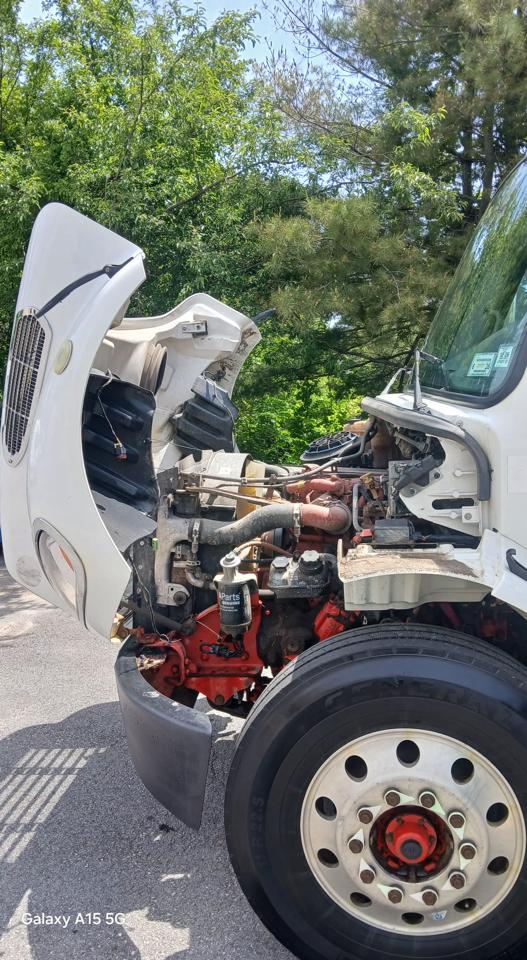 Freightliner M2  2017