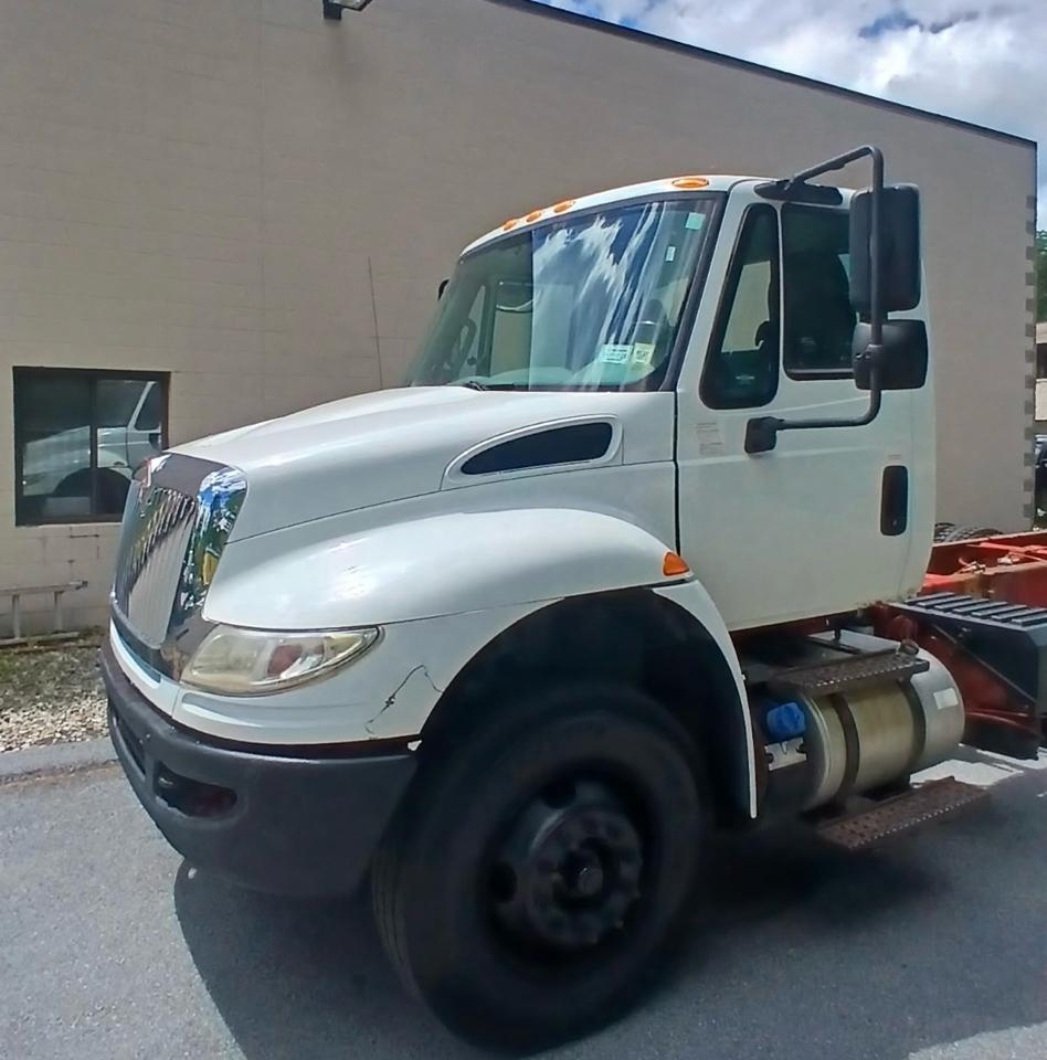 International 4300  2016