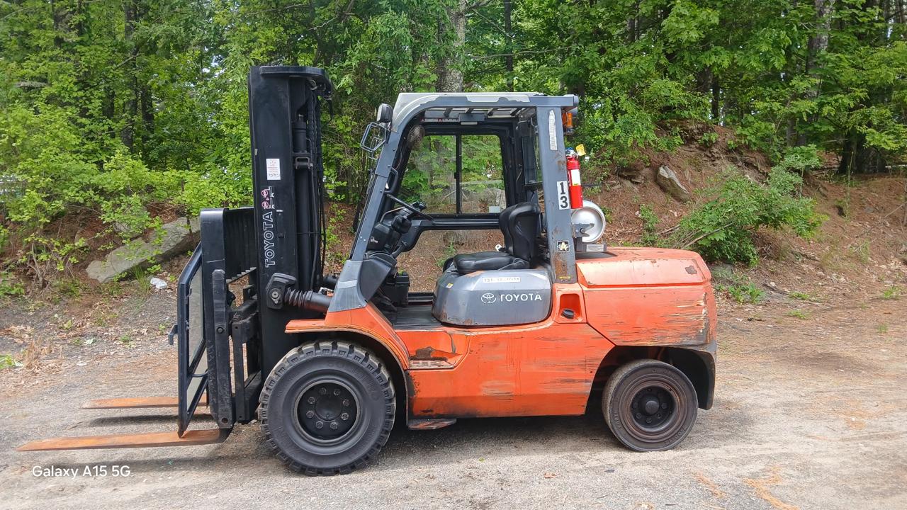 Toyota Forklift  2011