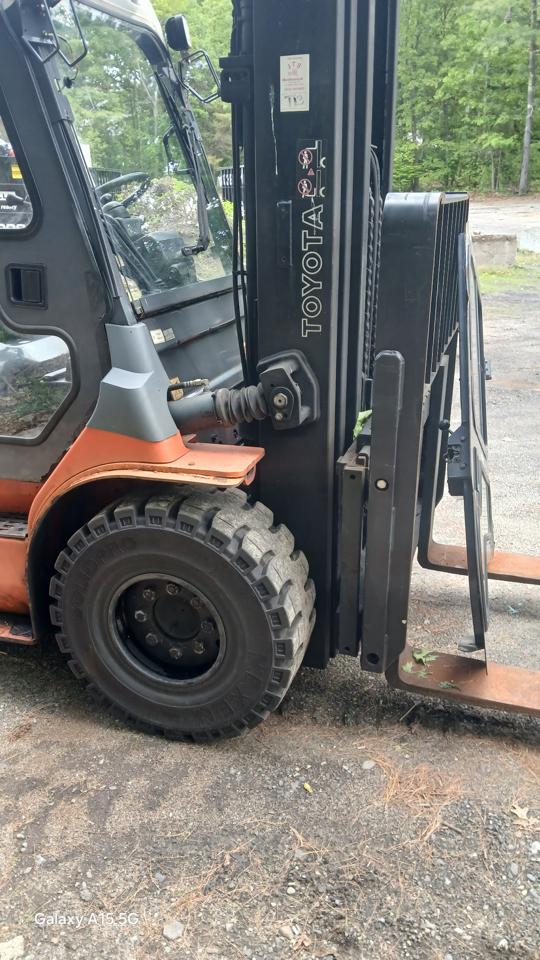 Toyota Forklift  2011