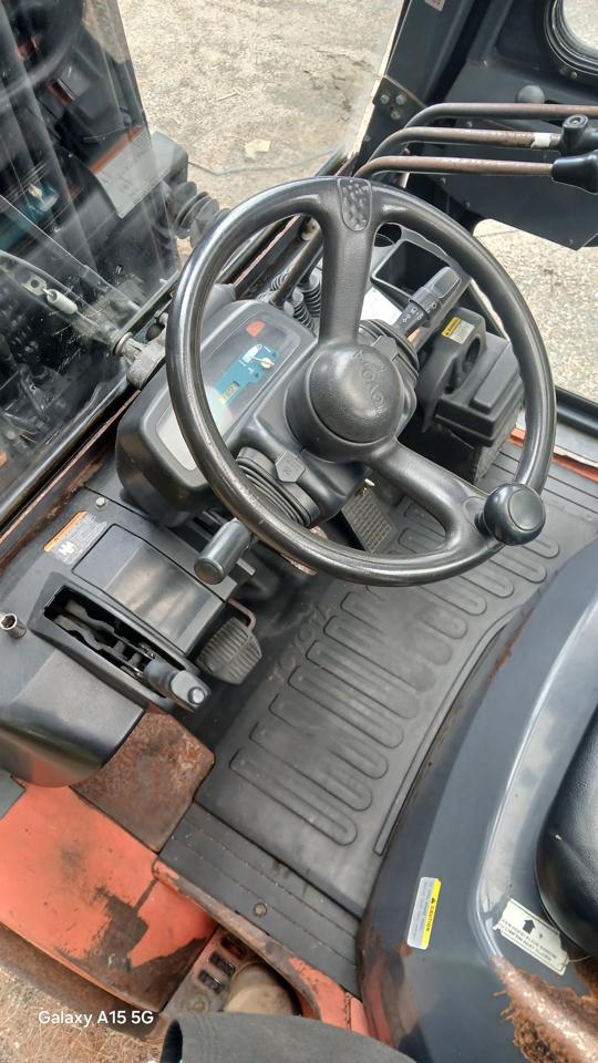 Toyota Forklift  2011