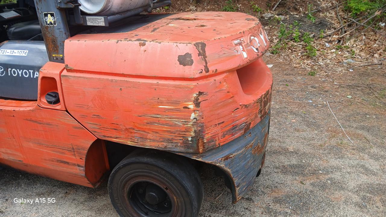 Toyota Forklift  2011