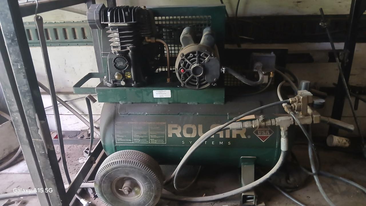 Freightliner M2 106  2005