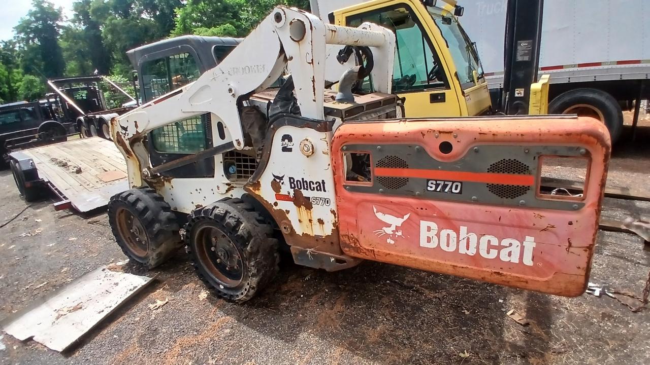 Bobcat S770  2015