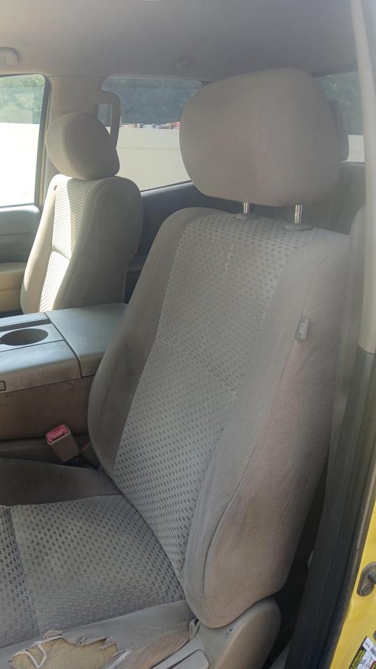 Toyota Tundra  2011