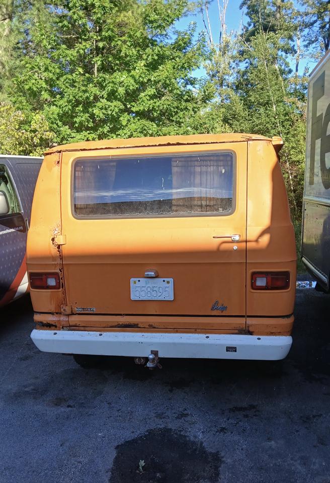 Dodge B Series Van/Wagon  1975
