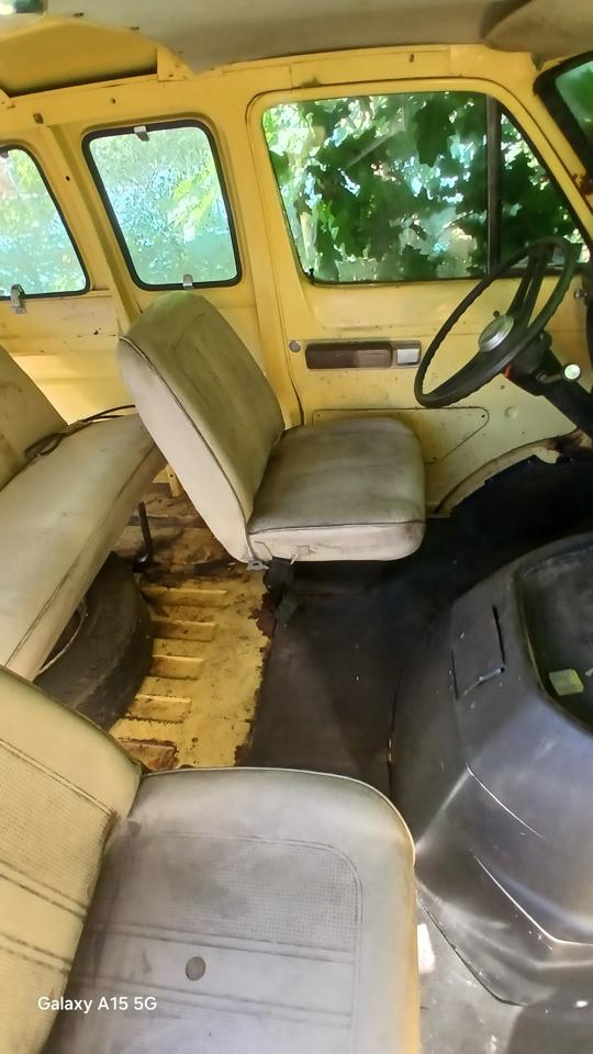 Dodge B Series Van/Wagon  1975