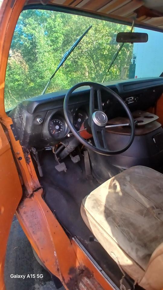 Dodge B Series Van/Wagon  1975