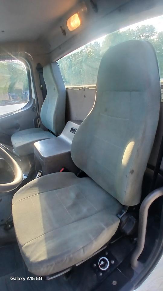 Freightliner M2  2018