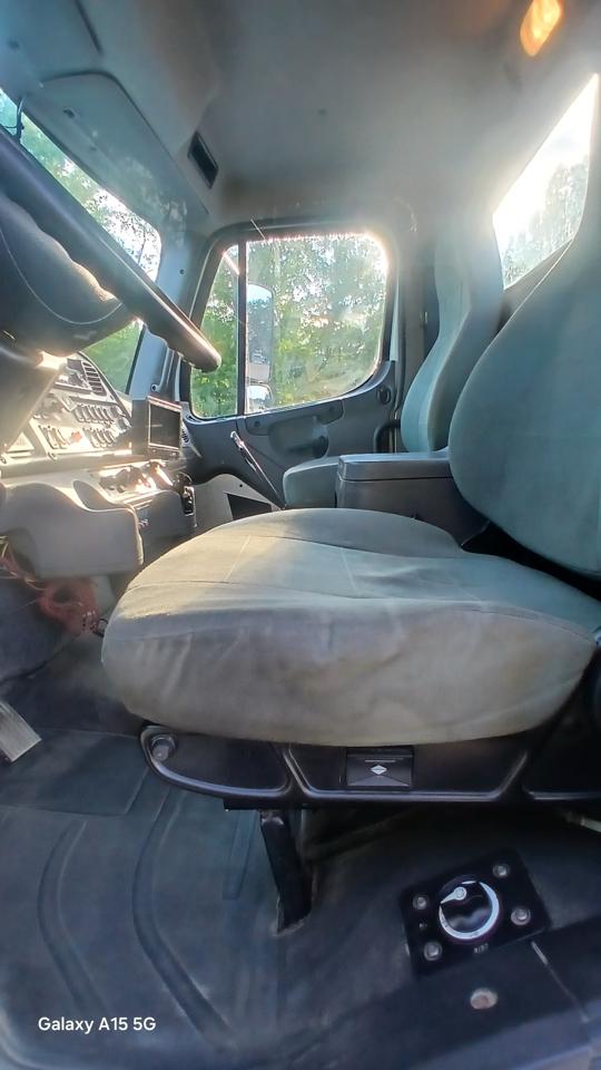 Freightliner M2  2018