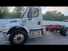 2018 Freightliner M2 
