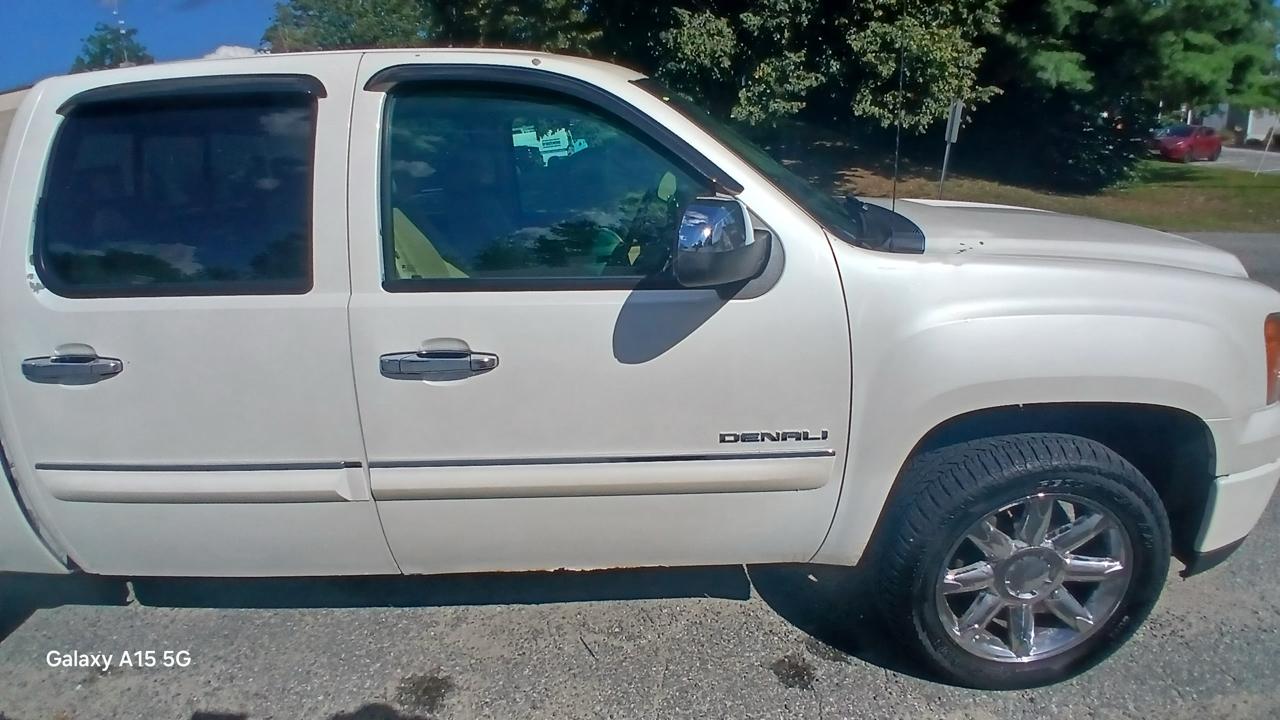 GMC Sierra  2012