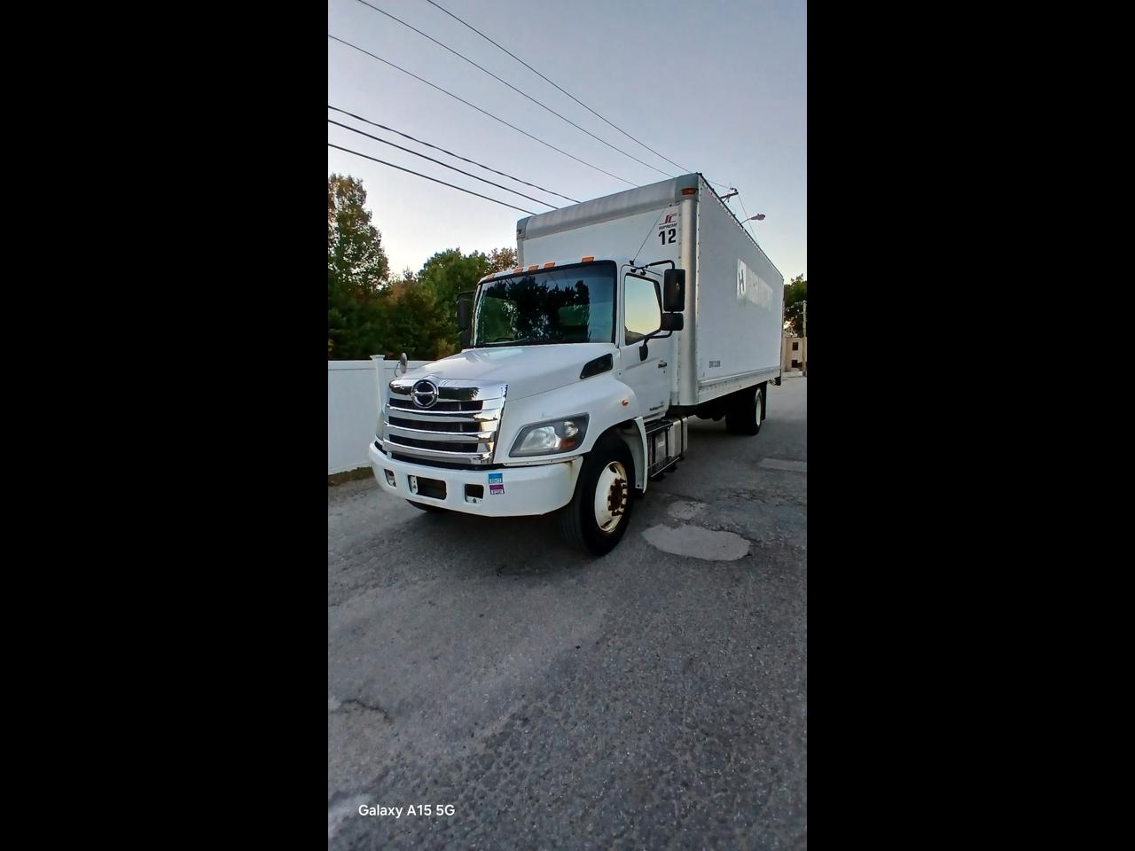 2017 Hino 338 Box Truck – Automatic – Aluminum Lift