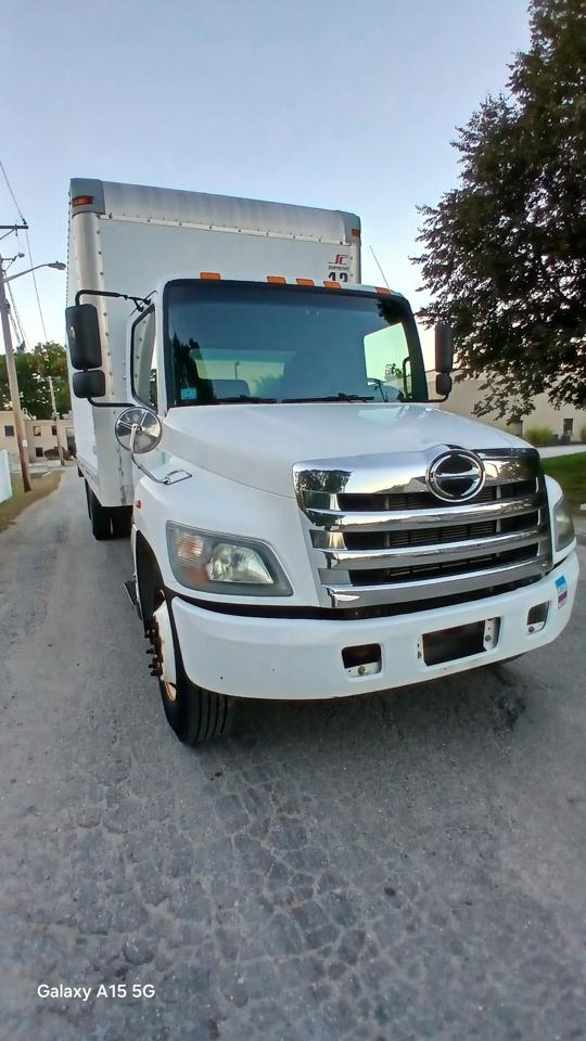 Hino 338  2017