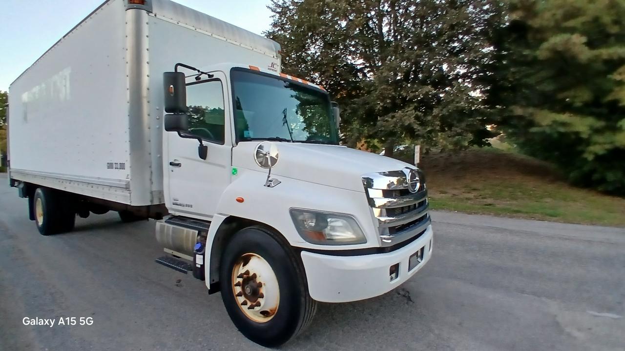 Hino 338  2017