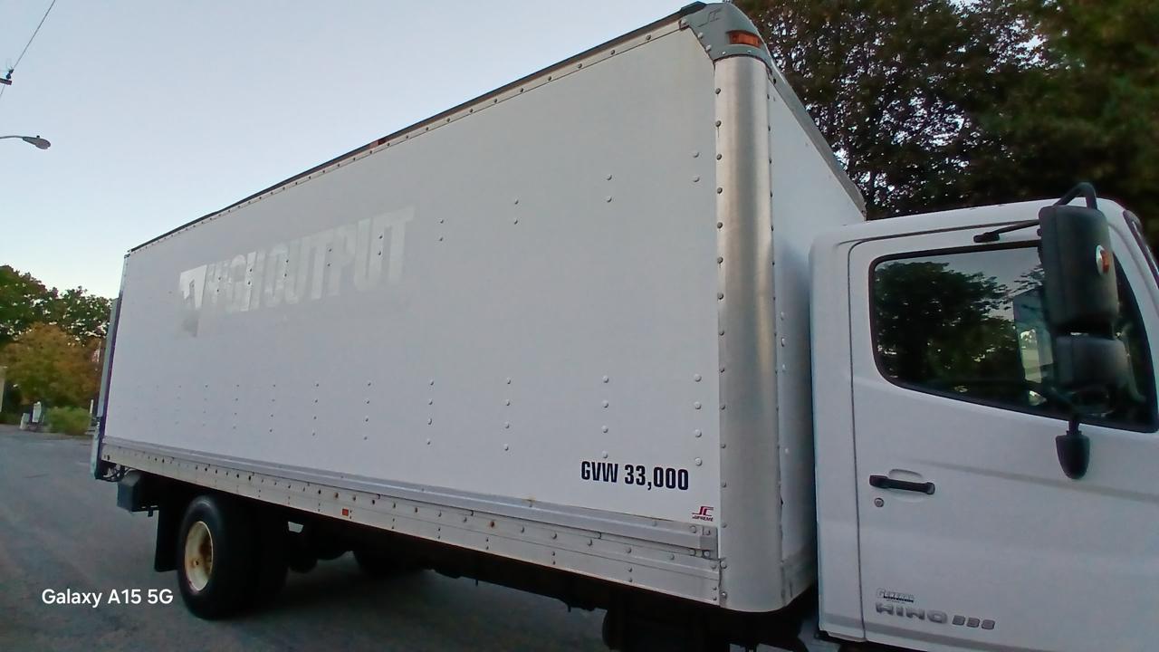 Hino 338  2017