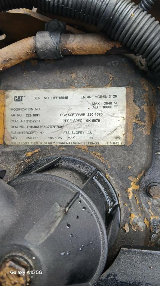 Peterbilt 330  2003
