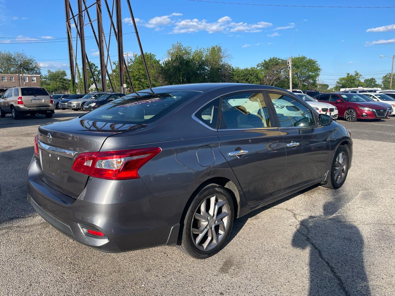Nissan Sentra S CVT 2019