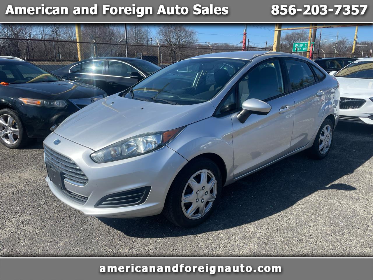 2014 Ford Fiesta S's photo