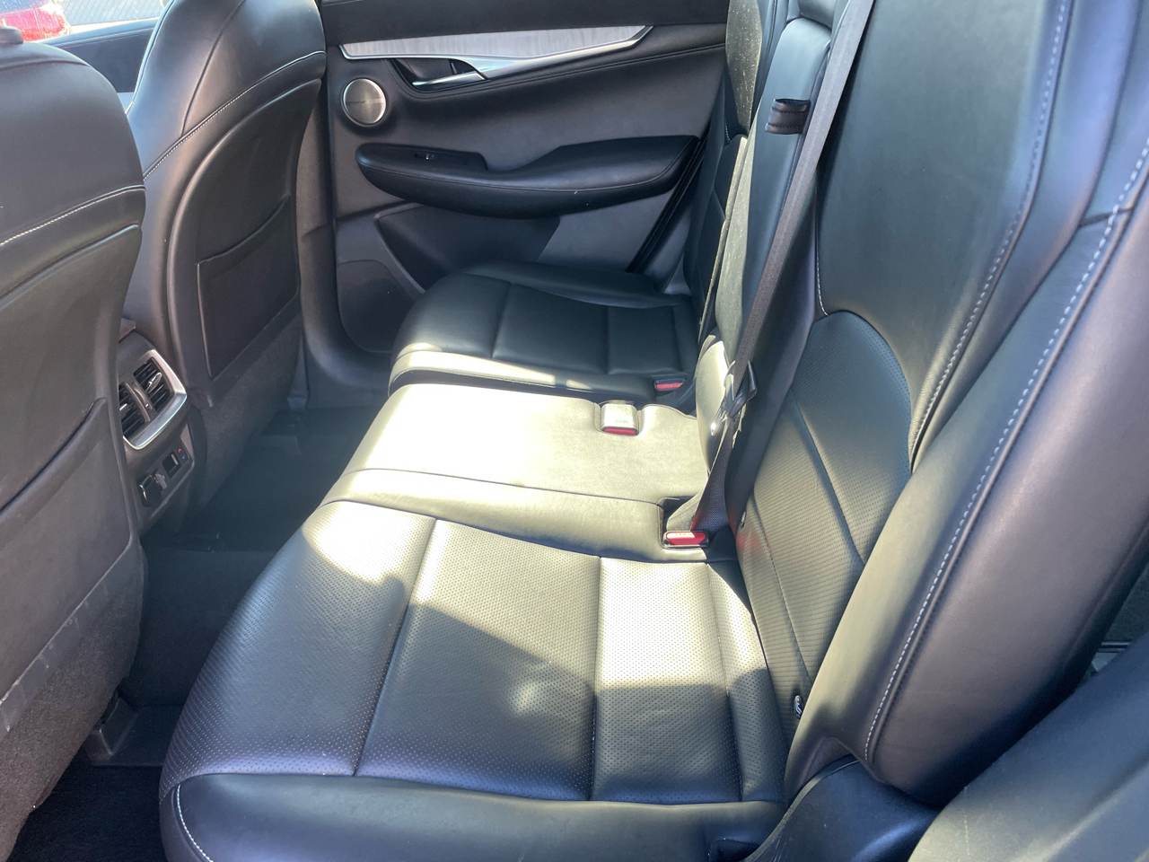 Infiniti QX50 ESSENTIAL AWD 2019 Infiniti QX50 ESSENTIAL AWD 2019