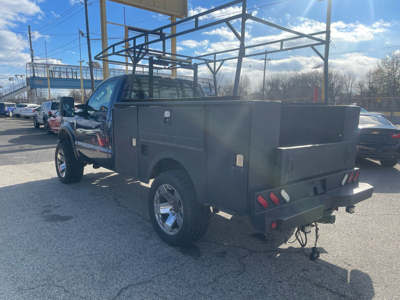 Ford Super Duty F-250 SRW 4WD Reg Cab 137" XLT 2010