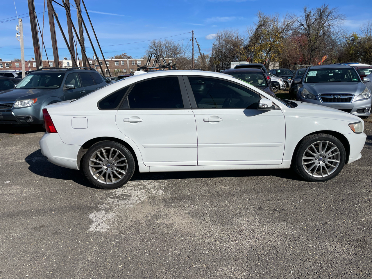 Volvo S40 4dr Sdn Auto FWD 2010