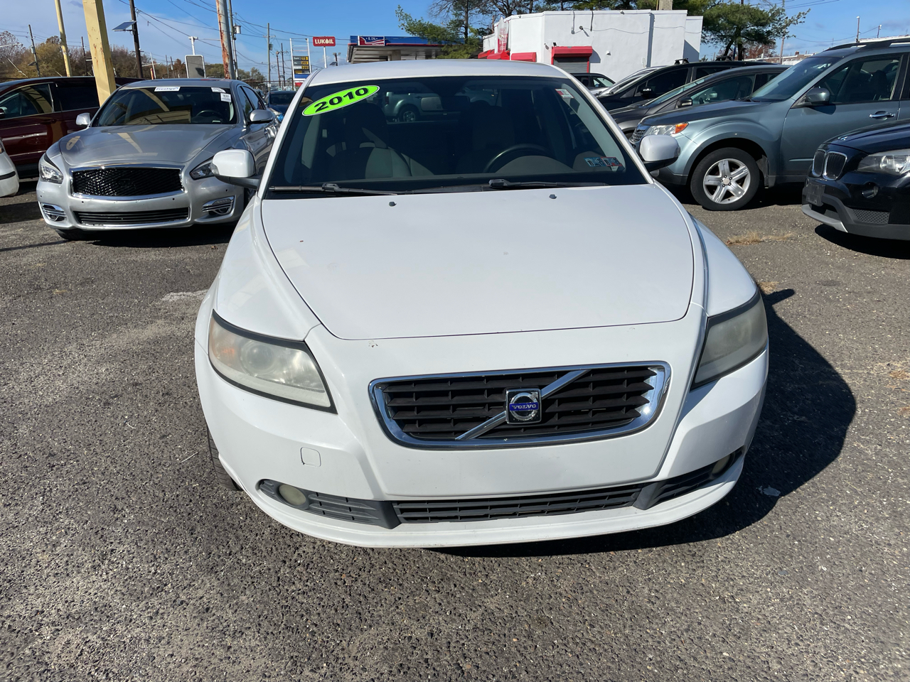 Volvo S40 4dr Sdn Auto FWD 2010