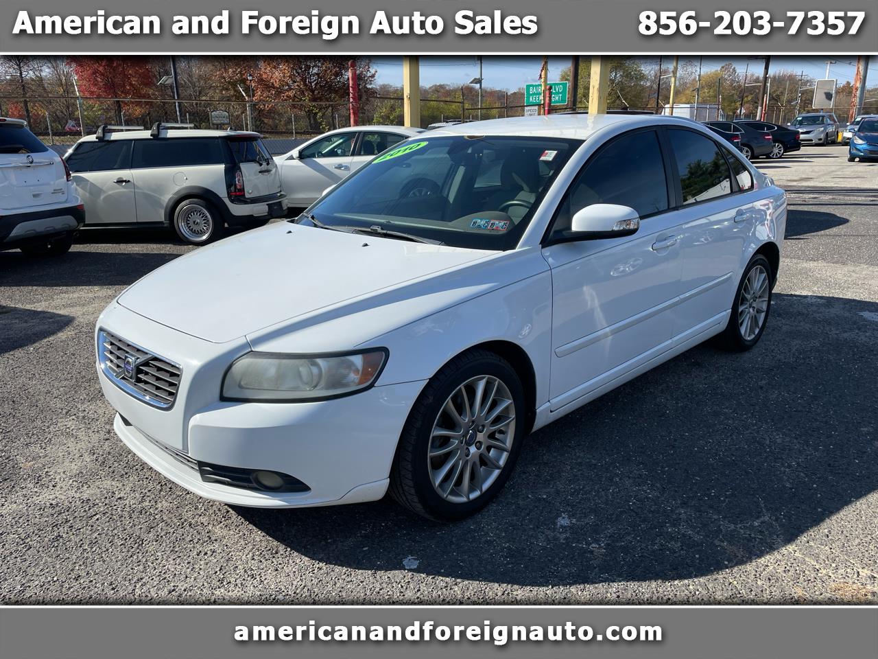 2010 Volvo S40 2.4i's photo