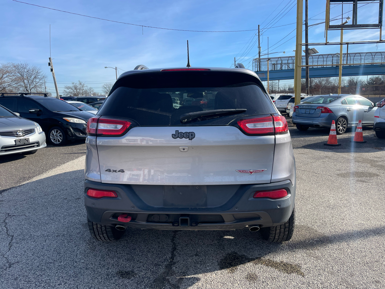 Jeep Cherokee 4WD 4dr Trailhawk 2016