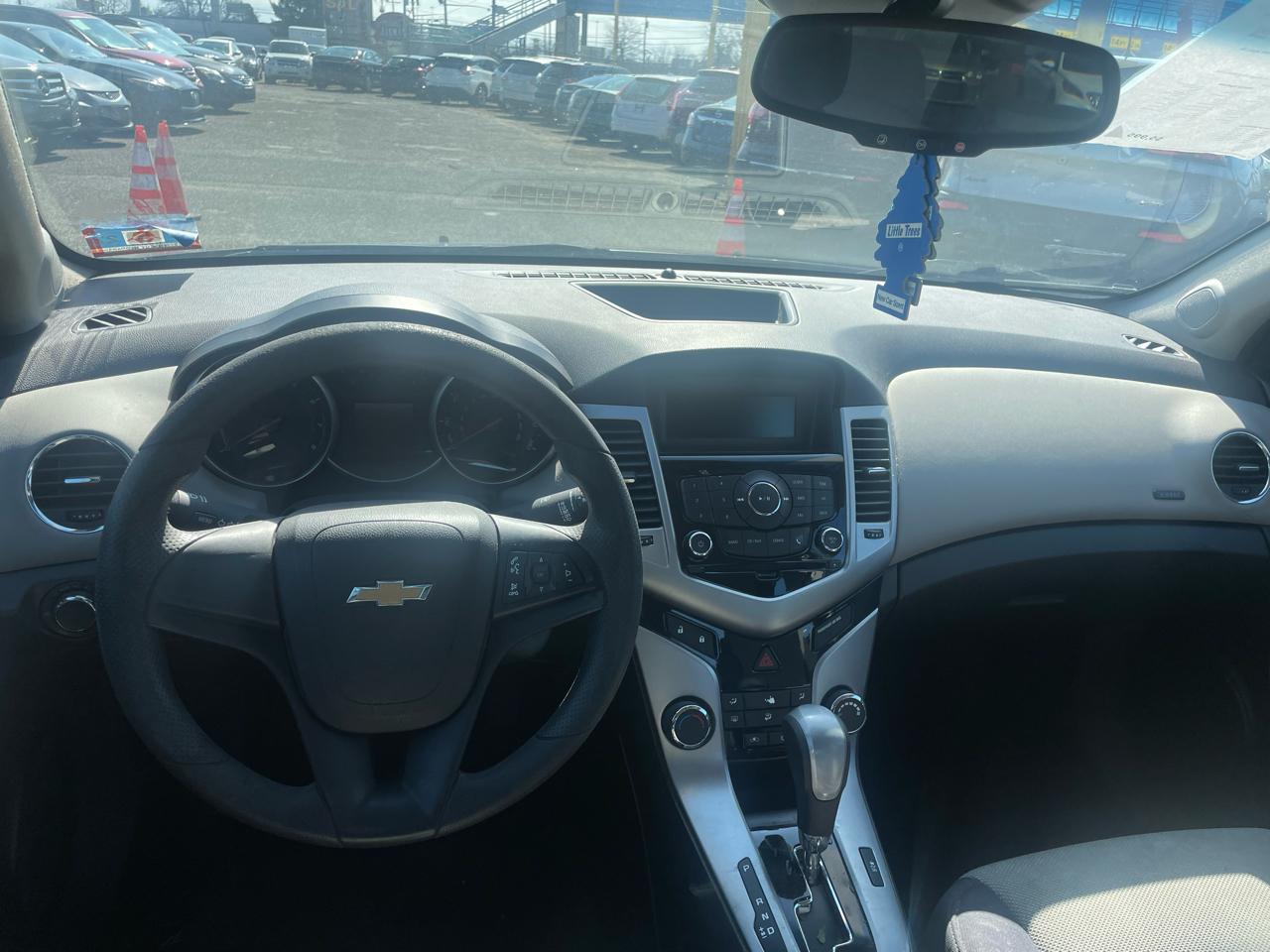 Chevrolet Cruze 4dr Sdn Auto LS 2014