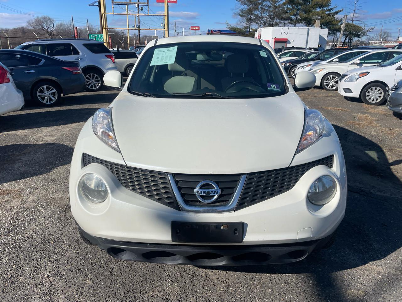 Nissan Juke 5dr Wgn I4 CVT SV AWD 2011