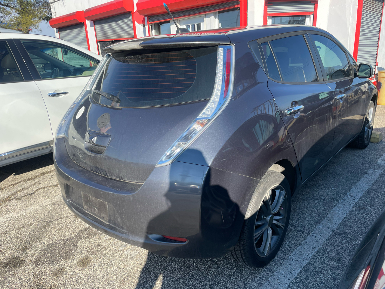 Nissan Leaf 4dr HB S 2013