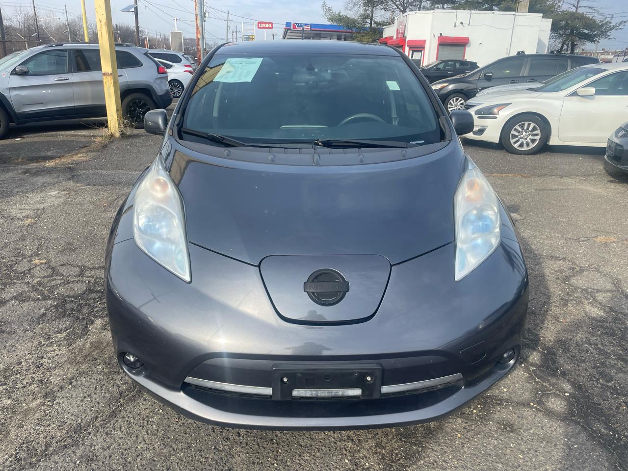Nissan Leaf 4dr HB S 2013