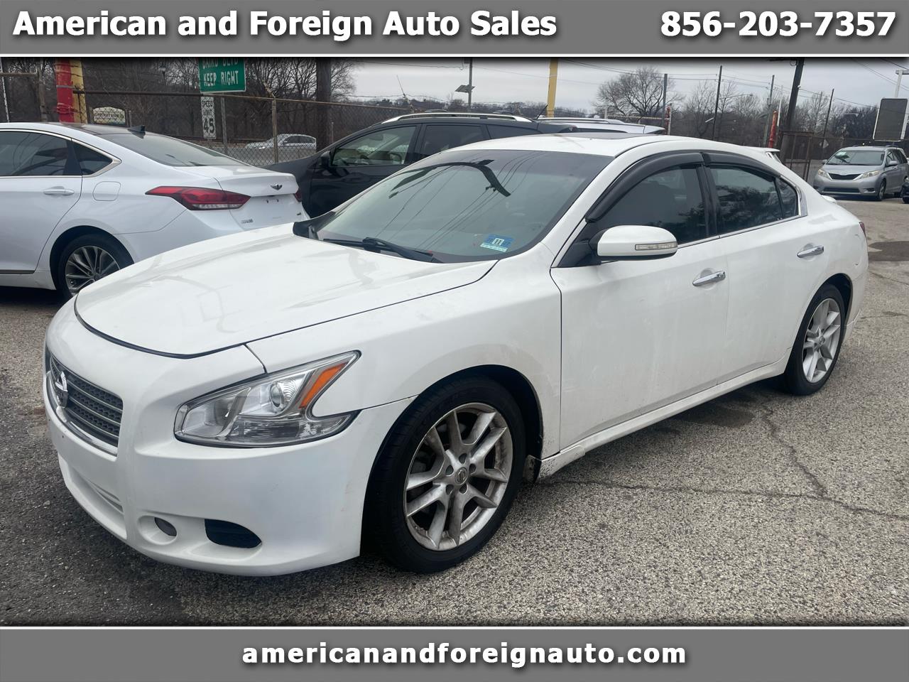 2010 Nissan Maxima SV's photo