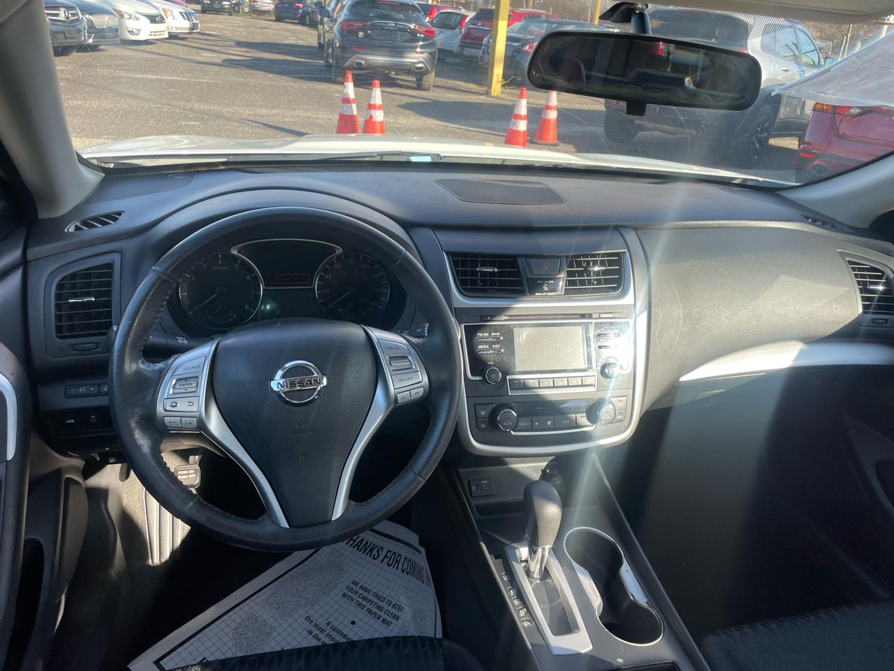 Nissan Altima 2.5 SV Sedan 2017