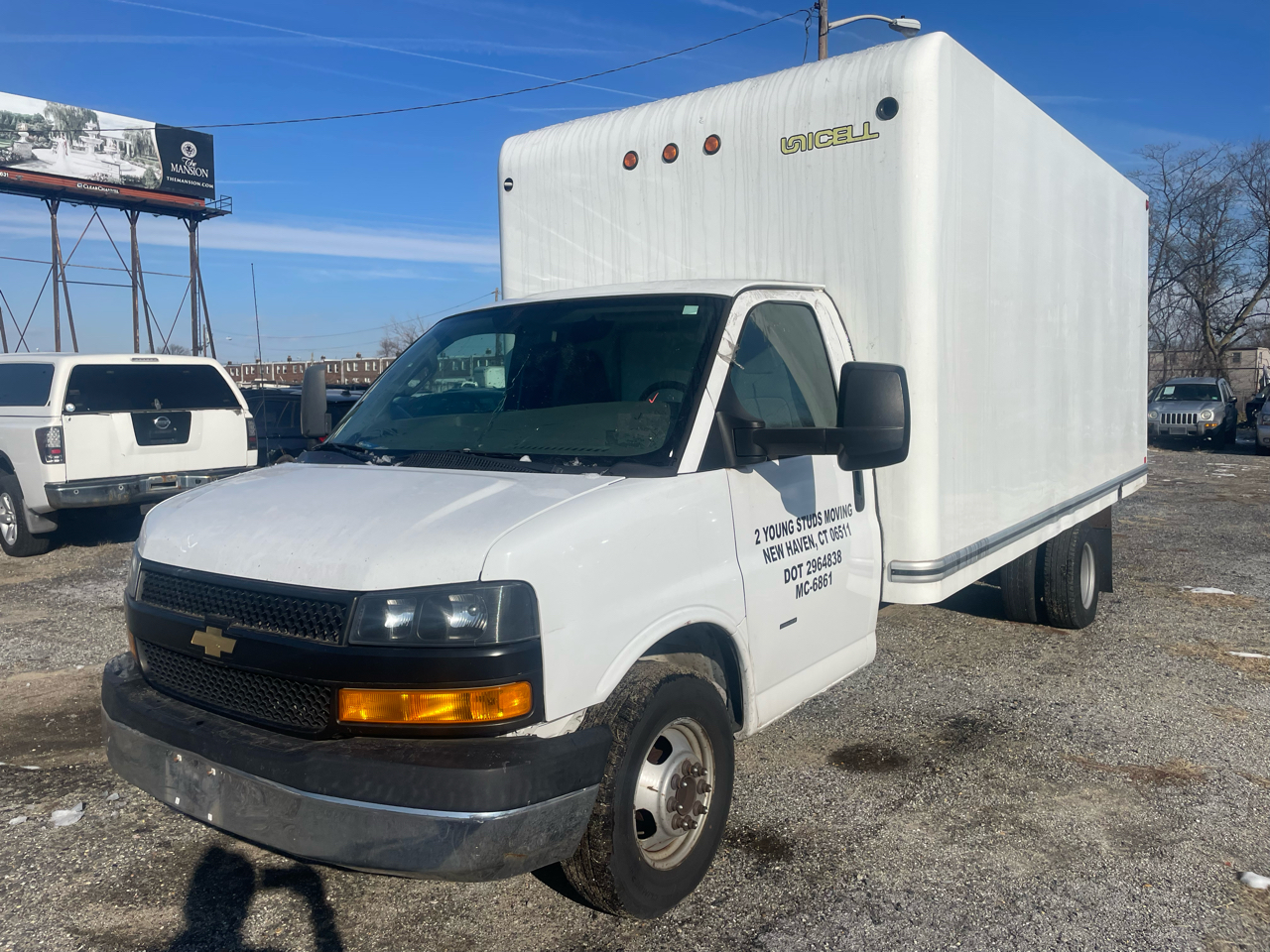 Chevrolet Express Commercial Cutaway 3500 Van 177" 2018