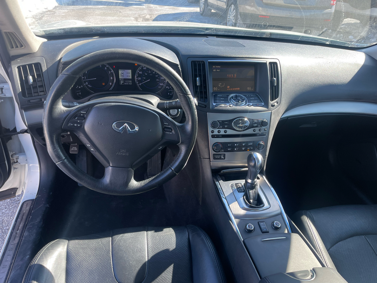 Infiniti G37 Sedan 4dr x AWD 2012